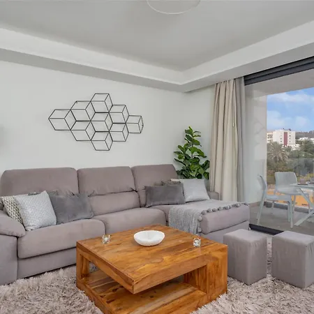 Lica Infinity Collection - Alana Lägenhet