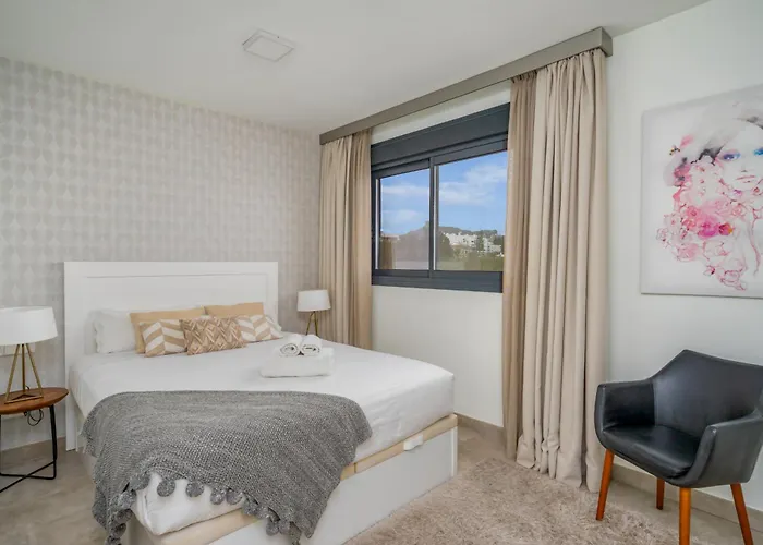 Lica Infinity Collection - Alana Lägenhet Estepona