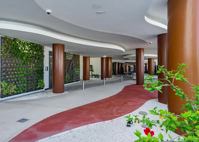 Lica Infinity Collection - Alana * Estepona